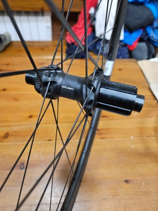 Ruedas DT Swiss P1800 Spline