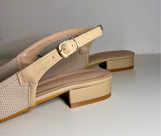 Sapatos Slingback Bico Fino Bege