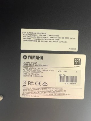 Piano Yamaha YDP 143 R