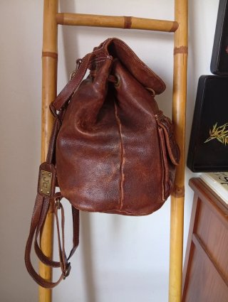 Bolso mochila cuero auténtico
