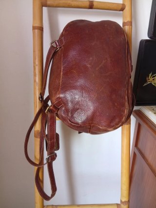 Bolso mochila cuero auténtico