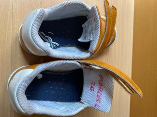 Zapatillas Decathlon Mostaza Talla 26