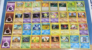 36 cartas pokémon EVOLUCIONES inglés