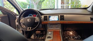 Jaguar XF 2011