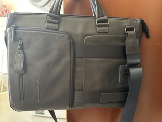 Borsa Piquadro in pelle tracolla