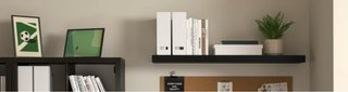 Estanterías Ikea 2 negras y 1 blanca