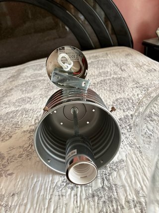 Lampadario a forma di lampadina