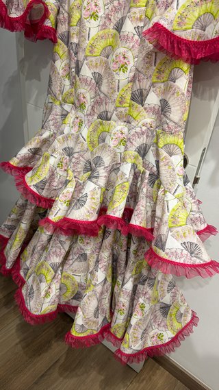 Vestido de flamenca con volantes