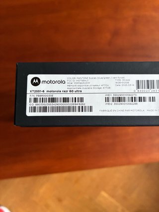 Motorola Razr 40 Ultra Box Premium