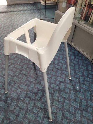 TRONA DE IKEA ANTILOP