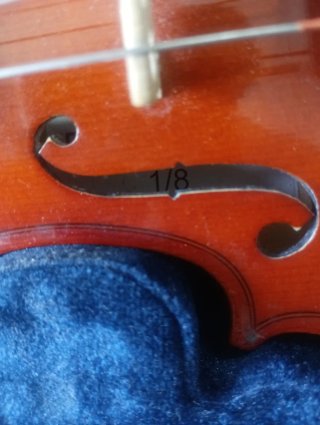Violín 1/8 con funda y arco