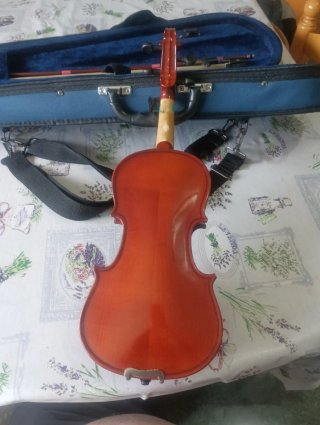Violín 1/8 con funda y arco