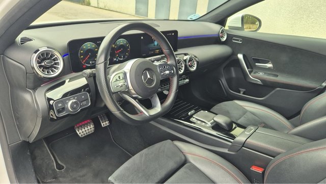 Mercedes-Benz Clase A 200 AMG