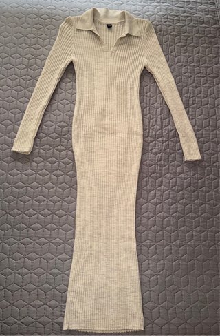 Vestido largo de punto beige