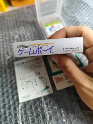 Doctor Mario Gameboy