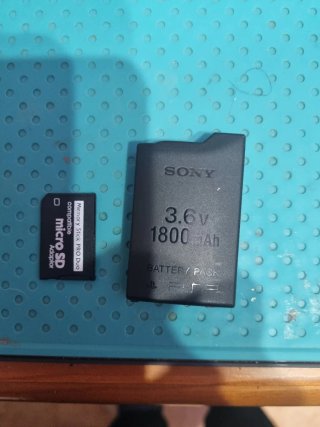 Batteria PSP Pandorizzata + Memory Stick 6.61