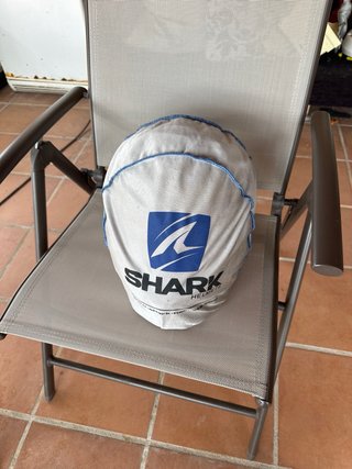 Casco Shark Skyd Negro y Verde Talla S