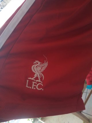 Completo Liverpool 10/12 anni