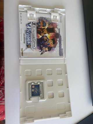 El Profesor Layton vs Phoenix Wright 3DS