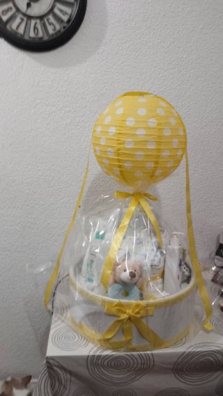 Se personalizan tarta de pañales