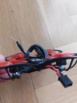 Emax NanoHawk dron Frsky 65mm