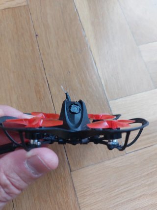 Emax NanoHawk dron Frsky 65mm