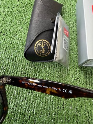 Ray-Ban Wayfarer Tortoise occhiali nuovo