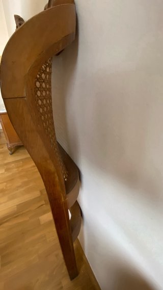 Cabecero de madera y ratán