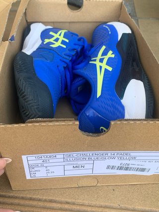 Deportivas ASICS azules y blancas