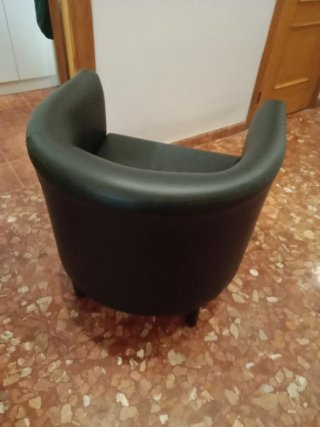 Sillón individual polipiel negro