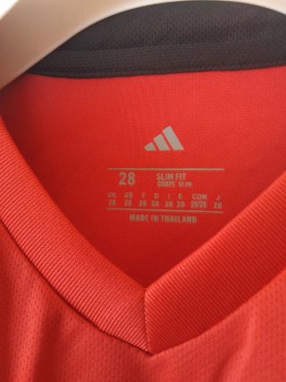 Completo bambino Manchester United 10/12 anni