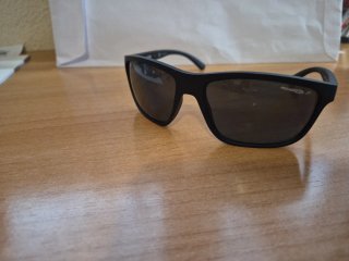 Gafas de sol Arnette polarizadas negras