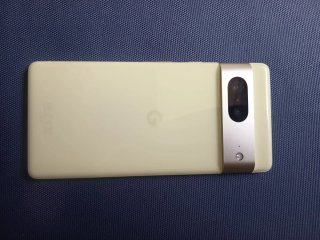 Google Pixel 7 Verde y Plata