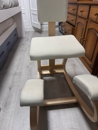 HOMCOM Sedia Ergonomica per Ginocchiere con Schienale