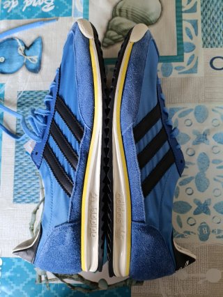 Adidas SL 72 Talla 44 Azul y Negras