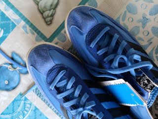 Adidas SL 72 Talla 44 Azul y Negras