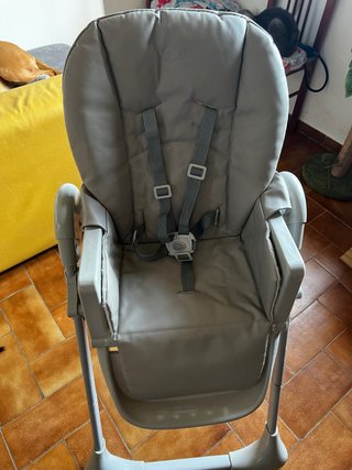 Trona gris para bebé