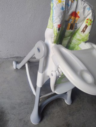 Trona infantil con funda divertida