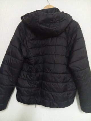 Chaqueta impermeable negra talla m