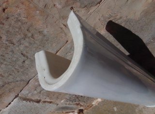 Pie de lavabo de porcelana blanca