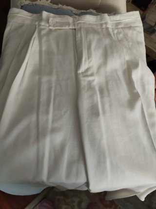 Pantalón de lino blanco y pantalón lino negro