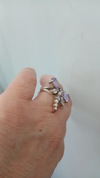 Anillo Mariposa Amatista y Plata Ley Vintage.