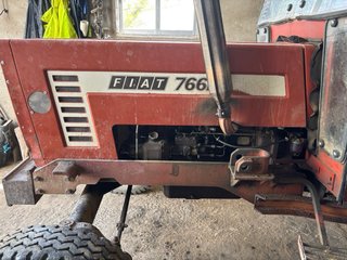 Tractor Fiat 766E