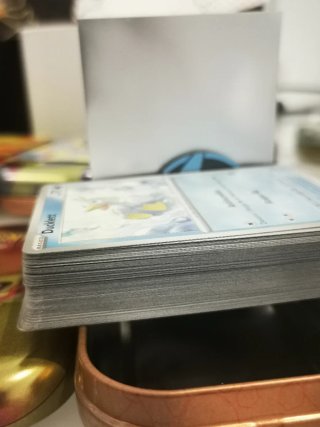 Lote Pokémon +50 cartas y moneda