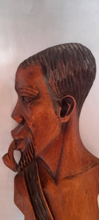 Coppia sculture legno uomo donna