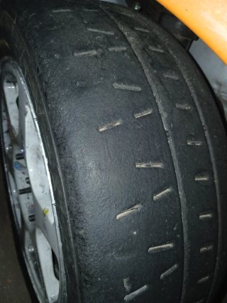 Llanta Pirelli RK7 15