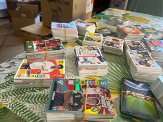 Lote cromos fútbol y otros