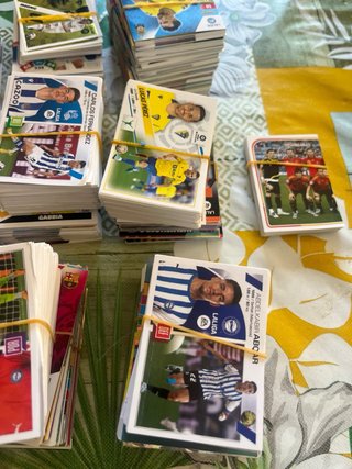 Lote cromos fútbol y otros