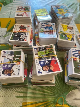 Lote cromos fútbol y otros