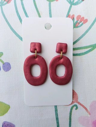 Pendientes asimétricos arcilla polimérica
